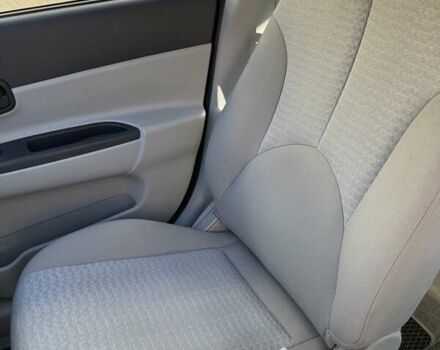 Сірий Хендай Акцент, об'ємом двигуна 1.4 л та пробігом 72 тис. км за 7500 $, фото 18 на Automoto.ua