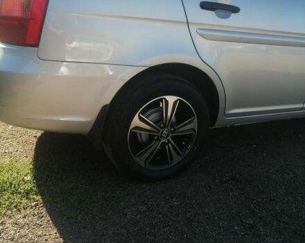 Сірий Хендай Акцент, об'ємом двигуна 1.4 л та пробігом 220 тис. км за 4000 $, фото 1 на Automoto.ua