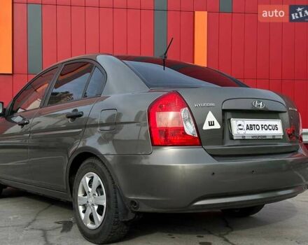 Сірий Хендай Акцент, об'ємом двигуна 1.4 л та пробігом 228 тис. км за 5990 $, фото 5 на Automoto.ua