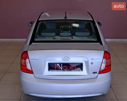 Серый Хендай Акцент, объемом двигателя 1.6 л и пробегом 55 тыс. км за 6900 $, фото 18 на Automoto.ua