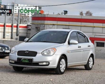 Серый Хендай Акцент, объемом двигателя 1.4 л и пробегом 327 тыс. км за 4999 $, фото 4 на Automoto.ua