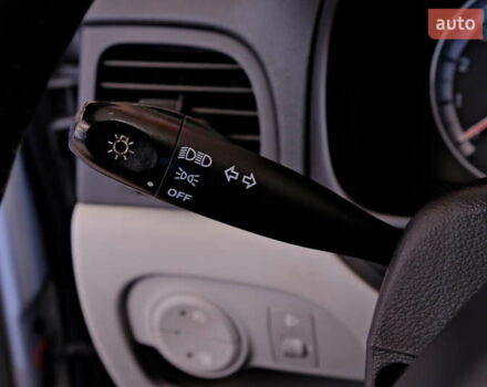 Серый Хендай Акцент, объемом двигателя 1.6 л и пробегом 55 тыс. км за 6900 $, фото 32 на Automoto.ua