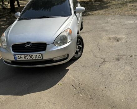 Сірий Хендай Акцент, об'ємом двигуна 1.4 л та пробігом 450 тис. км за 4800 $, фото 1 на Automoto.ua