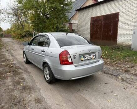 Серый Хендай Акцент, объемом двигателя 1.4 л и пробегом 200 тыс. км за 3500 $, фото 9 на Automoto.ua