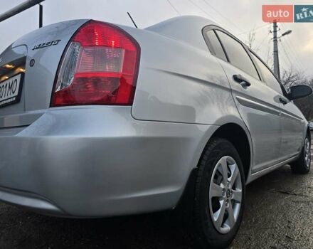 Серый Хендай Акцент, объемом двигателя 1.4 л и пробегом 82 тыс. км за 6600 $, фото 63 на Automoto.ua