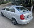 Сірий Хендай Акцент, об'ємом двигуна 1.6 л та пробігом 130 тис. км за 4500 $, фото 3 на Automoto.ua