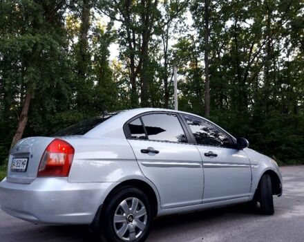 Серый Хендай Акцент, объемом двигателя 1.4 л и пробегом 192 тыс. км за 3950 $, фото 3 на Automoto.ua