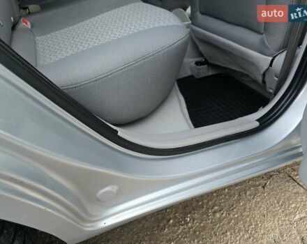 Серый Хендай Акцент, объемом двигателя 1.4 л и пробегом 82 тыс. км за 6600 $, фото 40 на Automoto.ua