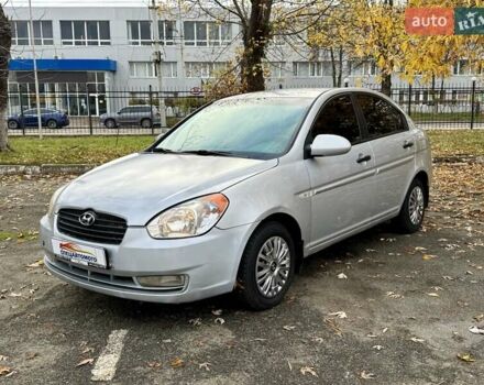 Серый Хендай Акцент, объемом двигателя 1.4 л и пробегом 165 тыс. км за 4990 $, фото 3 на Automoto.ua