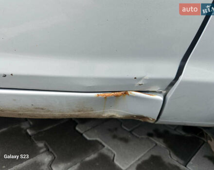 Серый Хендай Акцент, объемом двигателя 1.6 л и пробегом 201 тыс. км за 5300 $, фото 9 на Automoto.ua