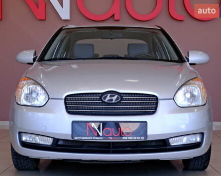 Серый Хендай Акцент, объемом двигателя 1.6 л и пробегом 55 тыс. км за 6900 $, фото 2 на Automoto.ua