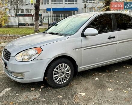 Серый Хендай Акцент, объемом двигателя 1.4 л и пробегом 165 тыс. км за 4990 $, фото 4 на Automoto.ua