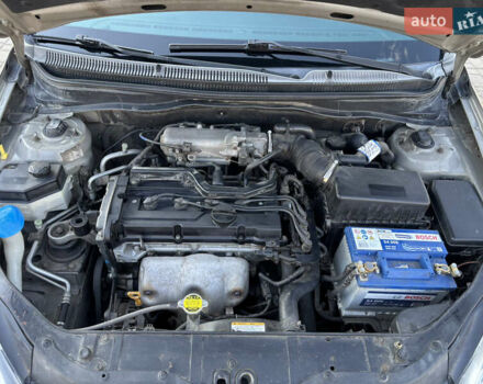 Серый Хендай Акцент, объемом двигателя 1.4 л и пробегом 135 тыс. км за 4800 $, фото 15 на Automoto.ua