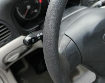 Серый Хендай Акцент, объемом двигателя 1.4 л и пробегом 120 тыс. км за 3600 $, фото 20 на Automoto.ua