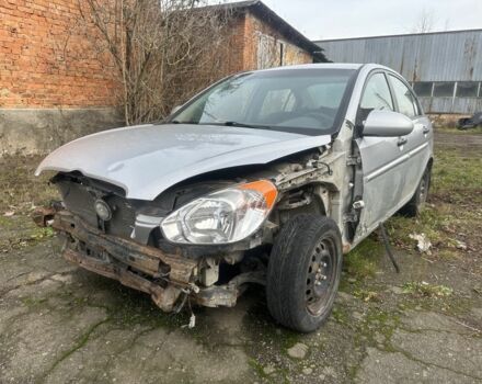 Серый Хендай Акцент, объемом двигателя 1.4 л и пробегом 200 тыс. км за 1599 $, фото 2 на Automoto.ua