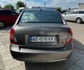Серый Хендай Акцент, объемом двигателя 1.6 л и пробегом 180 тыс. км за 4800 $, фото 5 на Automoto.ua