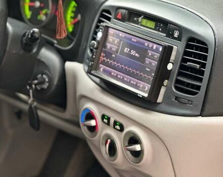 Хендай Акцент 2008 в Днепре (Днепропетровске) на Automoto.ua Серый Хендай Акцент, объемом двигателя 1.5 л и пробегом 193 тыс. км за 5199 $, фото 8 на Automoto.ua