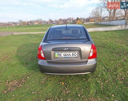Сірий Хендай Акцент, об'ємом двигуна 1.4 л та пробігом 178 тис. км за 5500 $, фото 1 на Automoto.ua