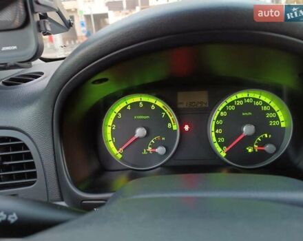 Сірий Хендай Акцент, об'ємом двигуна 1.4 л та пробігом 130 тис. км за 5100 $, фото 4 на Automoto.ua