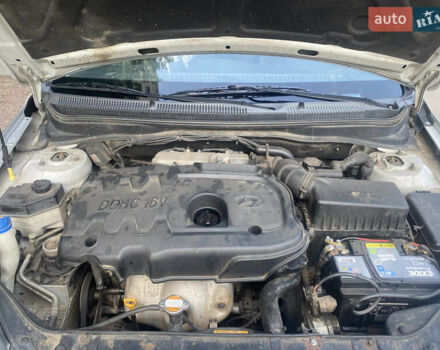 Серый Хендай Акцент, объемом двигателя 1.4 л и пробегом 245 тыс. км за 4500 $, фото 18 на Automoto.ua