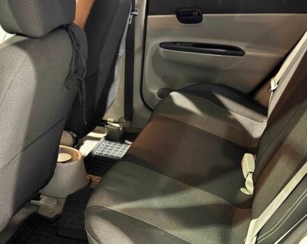 Серый Хендай Акцент, объемом двигателя 1.4 л и пробегом 203 тыс. км за 4990 $, фото 11 на Automoto.ua