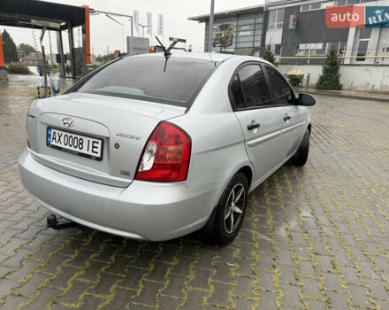 Серый Хендай Акцент, объемом двигателя 1.49 л и пробегом 190 тыс. км за 6200 $, фото 3 на Automoto.ua