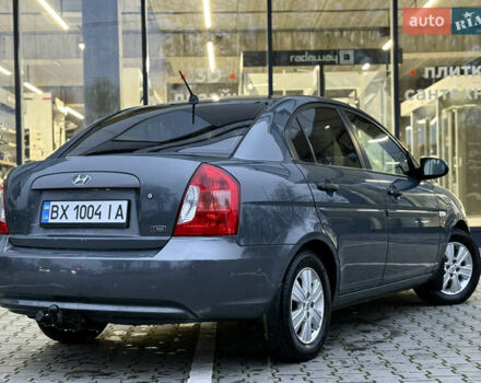 Серый Хендай Акцент, объемом двигателя 1.5 л и пробегом 155 тыс. км за 5200 $, фото 12 на Automoto.ua