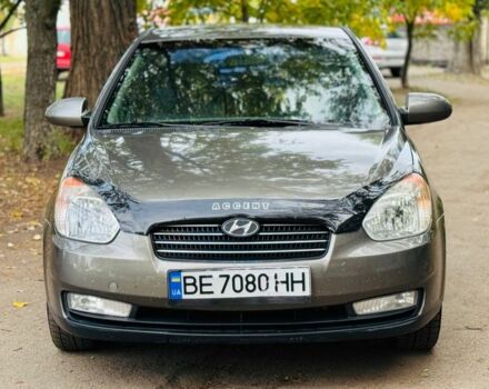 Серый Хендай Акцент, объемом двигателя 1.4 л и пробегом 165 тыс. км за 4950 $, фото 3 на Automoto.ua
