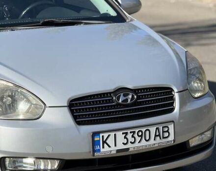 Сірий Хендай Акцент, об'ємом двигуна 1.6 л та пробігом 136 тис. км за 6300 $, фото 2 на Automoto.ua