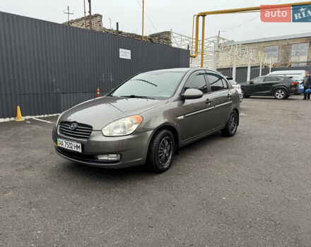 Серый Хендай Акцент, объемом двигателя 1.4 л и пробегом 122 тыс. км за 4500 $, фото 1 на Automoto.ua