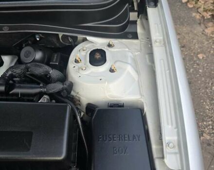 Серый Хендай Акцент, объемом двигателя 1.4 л и пробегом 82 тыс. км за 6600 $, фото 11 на Automoto.ua