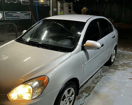 Серый Хендай Акцент, объемом двигателя 1.4 л и пробегом 140 тыс. км за 5199 $, фото 5 на Automoto.ua