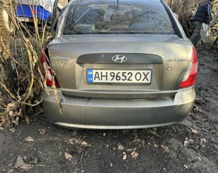 Серый Хендай Акцент, объемом двигателя 1.4 л и пробегом 180 тыс. км за 1200 $, фото 2 на Automoto.ua