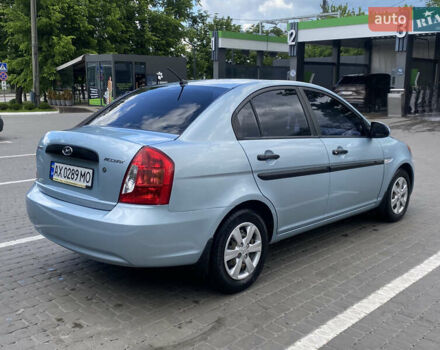 Серый Хендай Акцент, объемом двигателя 1.4 л и пробегом 85 тыс. км за 4700 $, фото 2 на Automoto.ua