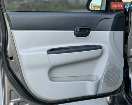 Серый Хендай Акцент, объемом двигателя 1.4 л и пробегом 98 тыс. км за 4899 $, фото 14 на Automoto.ua