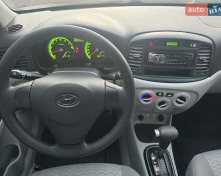 Серый Хендай Акцент, объемом двигателя 1.4 л и пробегом 82 тыс. км за 6600 $, фото 18 на Automoto.ua