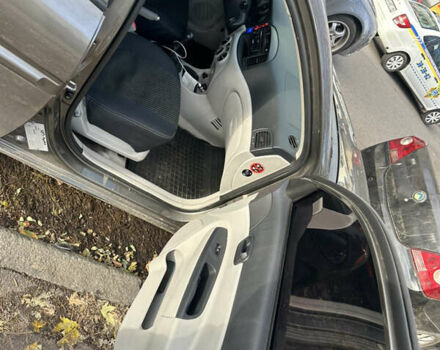 Сірий Хендай Акцент, об'ємом двигуна 1.4 л та пробігом 123 тис. км за 4700 $, фото 5 на Automoto.ua