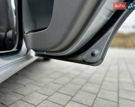 Серый Хендай Акцент, объемом двигателя 1.4 л и пробегом 312 тыс. км за 4150 $, фото 17 на Automoto.ua