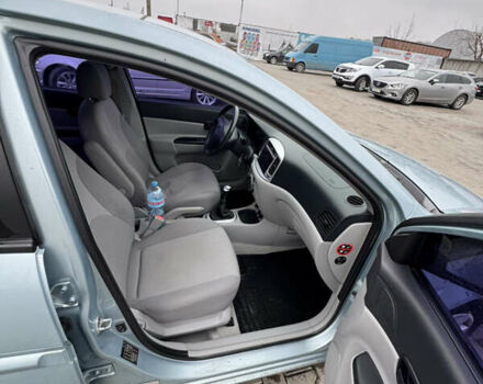 Серый Хендай Акцент, объемом двигателя 1.6 л и пробегом 211 тыс. км за 5200 $, фото 20 на Automoto.ua