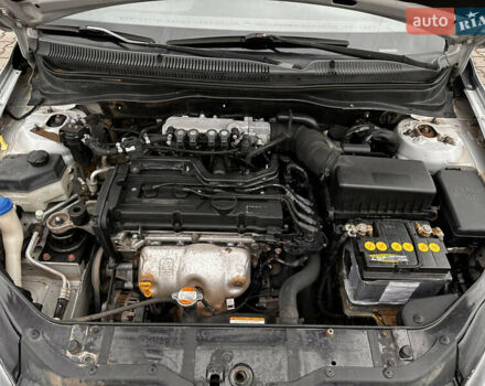 Серый Хендай Акцент, объемом двигателя 1.4 л и пробегом 327 тыс. км за 4500 $, фото 18 на Automoto.ua