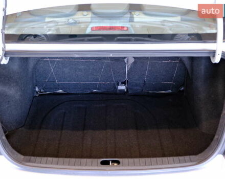 Серый Хендай Акцент, объемом двигателя 1.6 л и пробегом 55 тыс. км за 6900 $, фото 55 на Automoto.ua