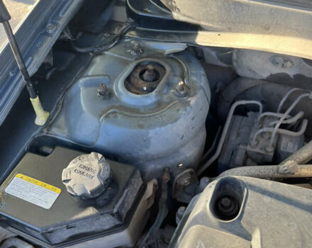 Серый Хендай Акцент, объемом двигателя 1.6 л и пробегом 308 тыс. км за 4600 $, фото 19 на Automoto.ua