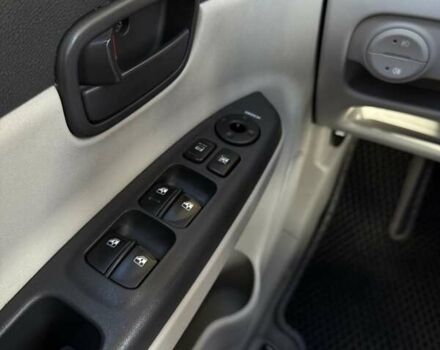 Сірий Хендай Акцент, об'ємом двигуна 1.4 л та пробігом 72 тис. км за 7500 $, фото 10 на Automoto.ua