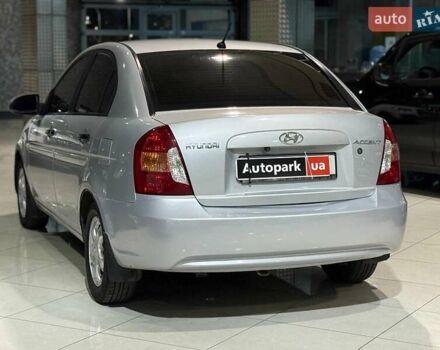 Серый Хендай Акцент, объемом двигателя 1.4 л и пробегом 203 тыс. км за 4990 $, фото 3 на Automoto.ua