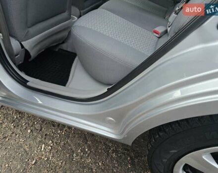 Серый Хендай Акцент, объемом двигателя 1.4 л и пробегом 82 тыс. км за 6600 $, фото 31 на Automoto.ua