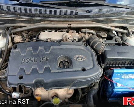 Сірий Хендай Акцент, об'ємом двигуна 1.4 л та пробігом 138 тис. км за 5000 $, фото 5 на Automoto.ua