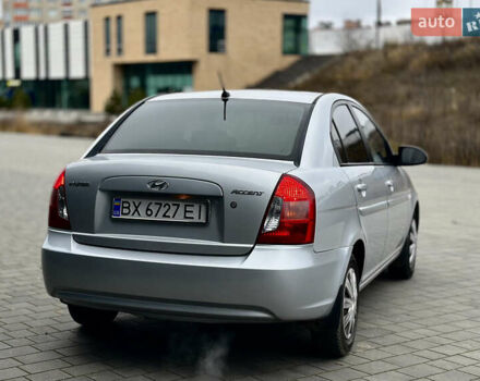 Серый Хендай Акцент, объемом двигателя 1.4 л и пробегом 312 тыс. км за 4150 $, фото 6 на Automoto.ua