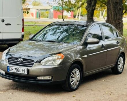 Серый Хендай Акцент, объемом двигателя 1.4 л и пробегом 165 тыс. км за 4950 $, фото 1 на Automoto.ua