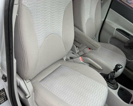 Серый Хендай Акцент, объемом двигателя 1.49 л и пробегом 190 тыс. км за 6200 $, фото 19 на Automoto.ua