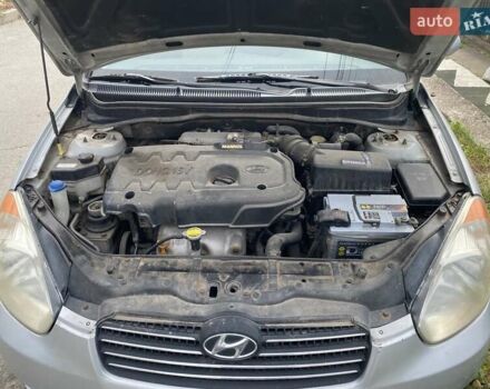 Сірий Хендай Акцент, об'ємом двигуна 1.4 л та пробігом 168 тис. км за 4500 $, фото 4 на Automoto.ua